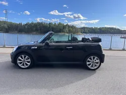 Svart Begagnad 2011 Mini Cooper S Cabriolet Cab | 120 000 kr (Bra pris)
