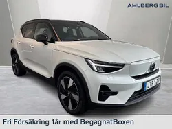 Vit Begagnad 2023 Volvo XC40 Plus SUV | 429 500 kr