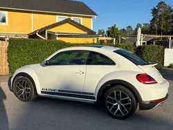 Vit Begagnad 2016 VW Beetle Dune Halvkombi | 180 000 kr (Superpris)