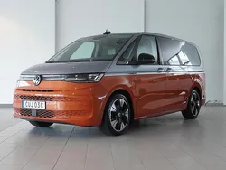 Flerfärgad Begagnad 2023 VW T6.1 Style Van | 639 000 kr