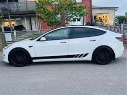 Begagnad 2021 Tesla Model 3 Performance Sedan | 299 000 kr (Marknadspris)