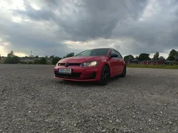 Begagnad 2015 VW Golf VII GTI Halvkombi | 150 000 kr