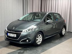 Mörkgrå Begagnad 2016 Peugeot 208 Active Halvkombi | 79 900 kr (Marknadspris)