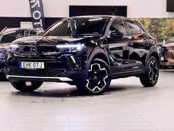Svart Begagnad 2023 Opel Mokka Ultimate SUV | 229 900 kr (Marknadspris)