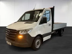 Begagnad 2022 Mercedes Sprinter Van | 325 900 kr