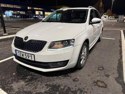 Begagnad 2014 Skoda Octavia Kombi | 69 000 kr (Superpris)