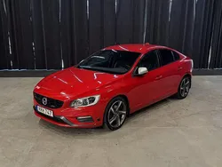 Röd Begagnad 2014 Volvo S60 R-Design Sedan | 209 900 kr (Lite dyr)