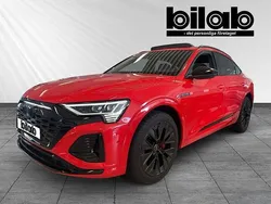 Röd (soneiraröd metallic) Begagnad 2023 Audi Q8 Sportback e-tron S-Line SUV | 699 000 kr
