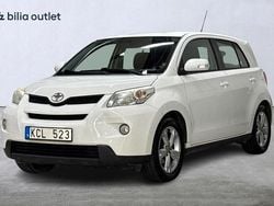 Vit Begagnad 2009 Toyota Urban Cruiser Halvkombi | 39 900 kr (Marknadspris)
