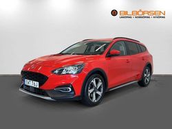 Röd Begagnad 2021 Ford Focus Active Kombi | 199 900 kr (Marknadspris)