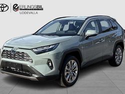 Grön Ny 2025 Toyota RAV4 Hybrid Executive SUV | 515 500 kr (Marknadspris)