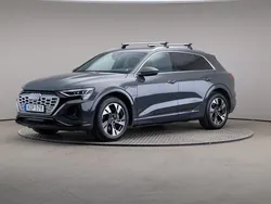 Grå Begagnad 2023 Audi Q8 e-tron S-Line SUV | 649 000 kr (Bra pris)