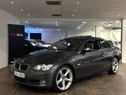Grå Begagnad 2007 BMW 320 Comfort Edition Sportkupé | 79 900 kr (Marknadspris)