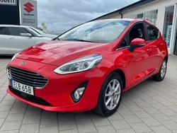 Röd Begagnad 2021 Ford Fiesta Titanium Halvkombi | 144 000 kr (Marknadspris)