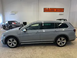 Grå Begagnad 2022 VW Passat Alltrack Executive Kombi | 349 900 kr (Marknadspris)