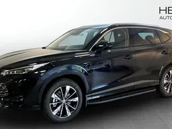 Svart (black) Begagnad 2025 MG HS Luxury SUV | 419 990 kr (Marknadspris)