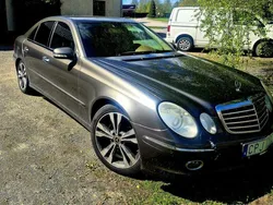 Grå Begagnad 2009 Mercedes E320 Sedan | 30 000 kr (Superpris)
