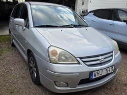 Silver Begagnad 2005 Suzuki Liana Halvkombi | 18 500 kr (Bra pris)