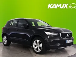 Svart Begagnad 2021 Volvo XC40 Momentum SUV | 244 700 kr (Marknadspris)