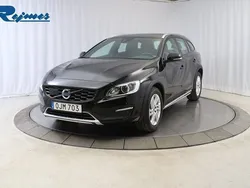 Svart Begagnad 2016 Volvo V60 CC Business Edition Kombi | 184 800 kr (Marknadspris)