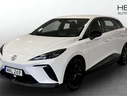Vit (white) Begagnad 2023 MG MG4 EV Halvkombi | 254 900 kr