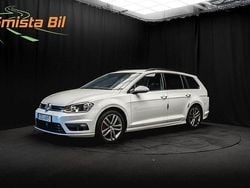 Vit Begagnad 2014 VW Golf VII R-line Kombi | 119 700 kr (Marknadspris)
