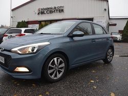 Blå (blå met) Begagnad 2014 Hyundai i20 Premium Halvkombi | 114 900 kr (Lite dyr)