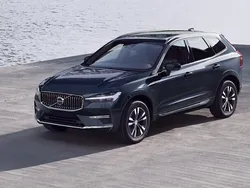 Ny 2025 Volvo XC60 Core SUV | 584 900 kr (Marknadspris)