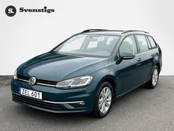 Mörkgrön Begagnad 2018 VW Golf VII Kombi | 133 900 kr (Superpris)