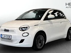 Vit (white) Begagnad 2022 Fiat 500e Icon Halvkombi | 209 900 kr (Lite dyr)