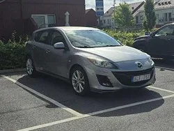 Grå Begagnad 2009 Mazda 3 Inclusive Halvkombi | 36 500 kr (Marknadspris)