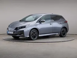 Grå Begagnad 2022 Nissan Leaf N-Connecta Halvkombi | 235 000 kr (Lite dyr)