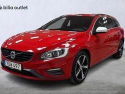 Röd Begagnad 2016 Volvo V60 R-Design Kombi | 199 800 kr (Marknadspris)
