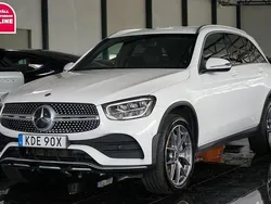 Vit Begagnad 2022 Mercedes GLC300e AMG SUV | 399 499 kr (Marknadspris)
