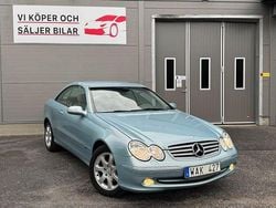 Ljusblå (blå) Begagnad 2004 Mercedes CLK200 Elegance Sportkupé | 54 900 kr (Marknadspris)