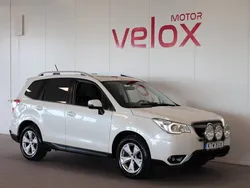 Vit Begagnad 2015 Subaru Forester SUV | 129 900 kr (Marknadspris)