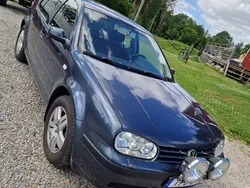 Grå Begagnad 2003 VW Golf IV Basis Halvkombi | 19 000 kr (Marknadspris)