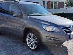 Mörkgrå (grå) Begagnad 2009 VW Tiguan SUV | 84 900 kr (Marknadspris)