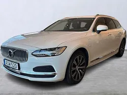 Vit Begagnad 2022 Volvo V90 Kombi | 295 000 kr (Marknadspris)