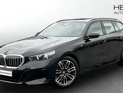 Svart (black) Begagnad 2025 BMW 520 M Sport Kombi | 579 700 kr (Lite dyr)