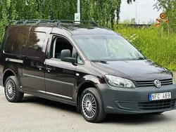 Mörkblå (blå) Begagnad 2013 VW Caddy Maxi Minibuss | 49 900 kr (Superpris)
