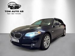Blå Begagnad 2010 BMW 525 Kombi | 74 900 kr (Marknadspris)