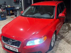 Röd Begagnad 2012 Volvo V70 Momentum Kombi | 65 000 kr (Bra pris)