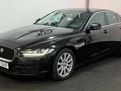 Svart Begagnad 2016 Jaguar XE Sedan | 114 900 kr (Marknadspris)