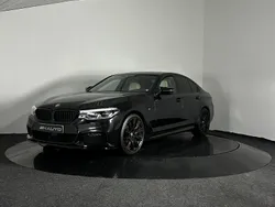 Svart (svart metallic) Begagnad 2018 BMW 540 Sedan | 489 900 kr