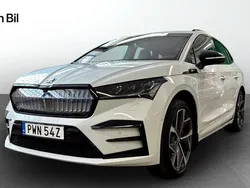 Vit Begagnad 2024 Skoda Enyaq iV RS SUV | 619 900 kr