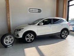 Vit Begagnad 2019 Nissan Qashqai Tekna SUV | 209 000 kr (Marknadspris)