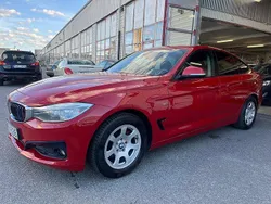 Röd Begagnad 2013 BMW 318 Gran Turismo Sport Line Halvkombi | 125 000 kr (Marknadspris)