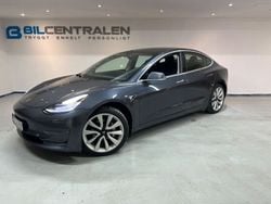 Grå Begagnad 2019 Tesla Model 3 Long Range AWD Sedan | 364 900 kr