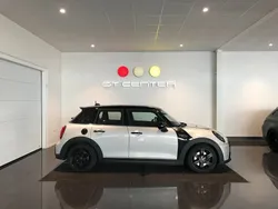 Silver Begagnad 2021 Mini Cooper S Halvkombi | 209 900 kr (Bra pris)